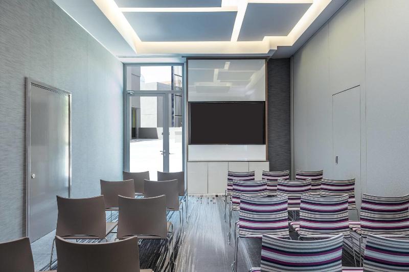 Aloft Dubai Creek - Toplantı