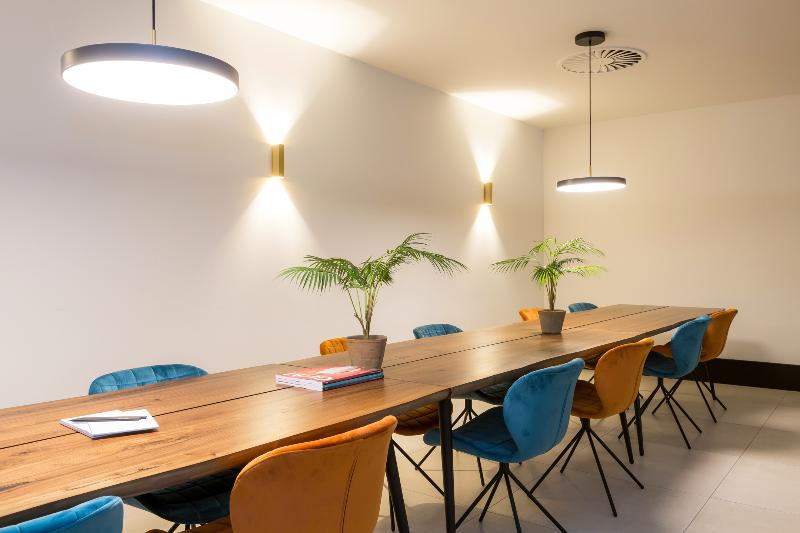 The James Hotel Rotterdam - Toplantı