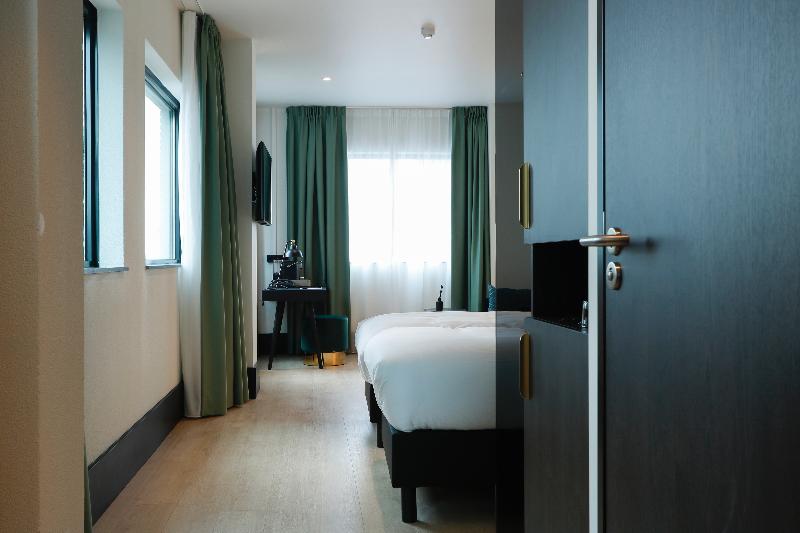 The James Hotel Rotterdam - Oda