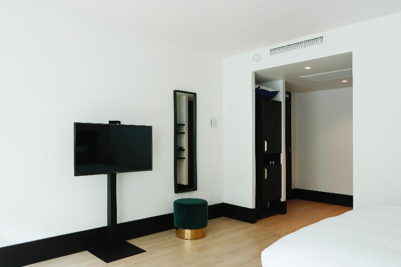 The James Hotel Rotterdam - Oda