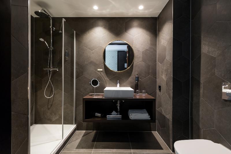 The James Hotel Rotterdam - Oda