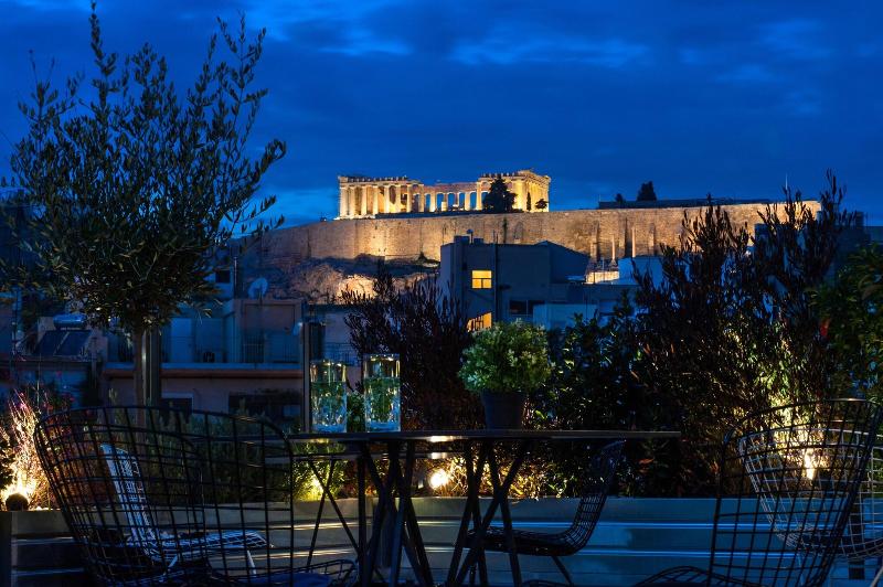 B4B Athens Signature Hotel - Teras