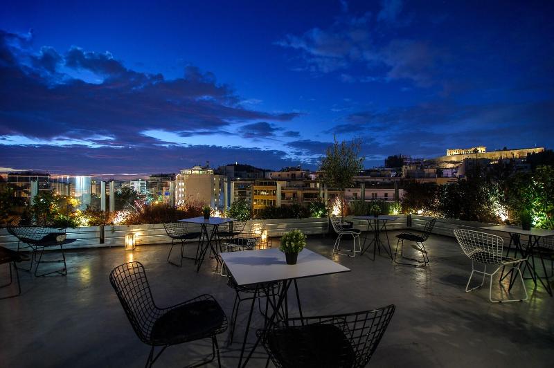 B4B Athens Signature Hotel - Teras