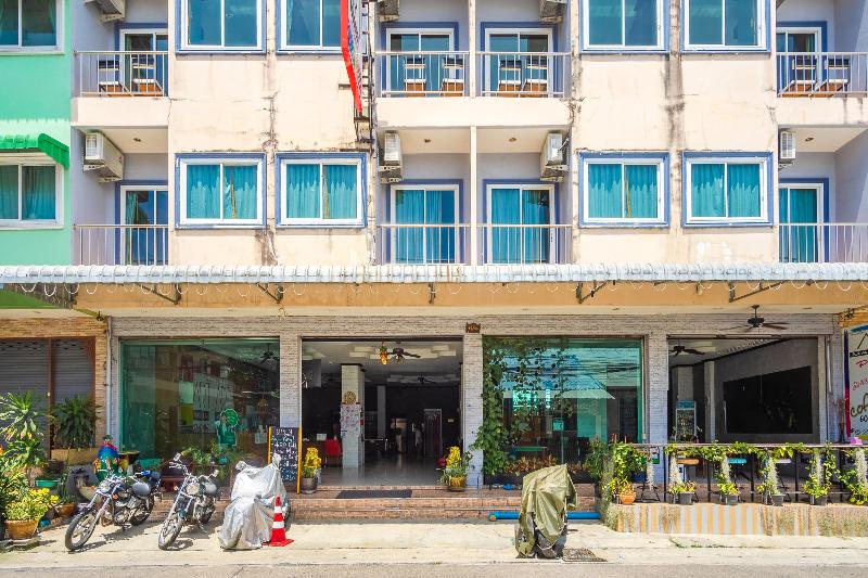 Art Mansion Patong Hotel by ZUZU - Genel