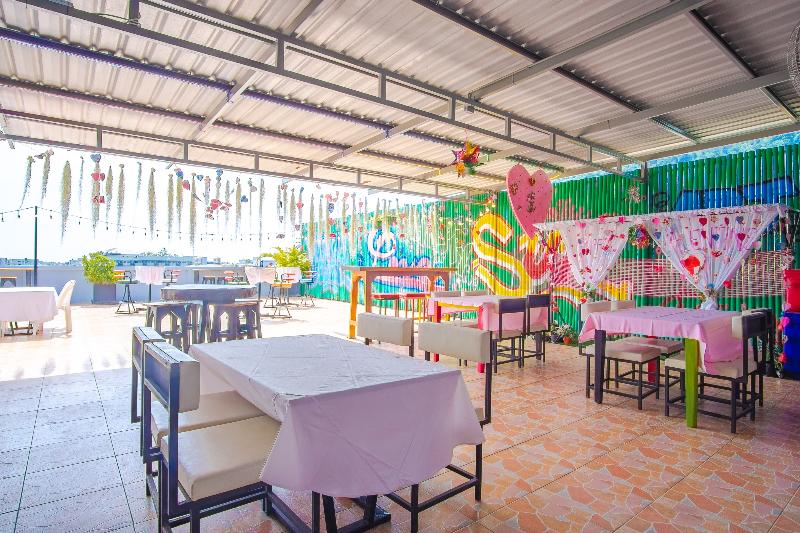 Art Mansion Patong Hotel by ZUZU - Restoran