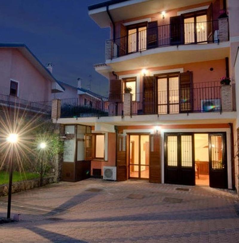 Etna Villa il Pino - Lobi