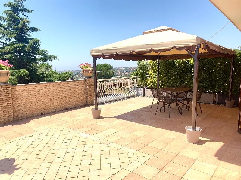 Etna Royal View - Oda