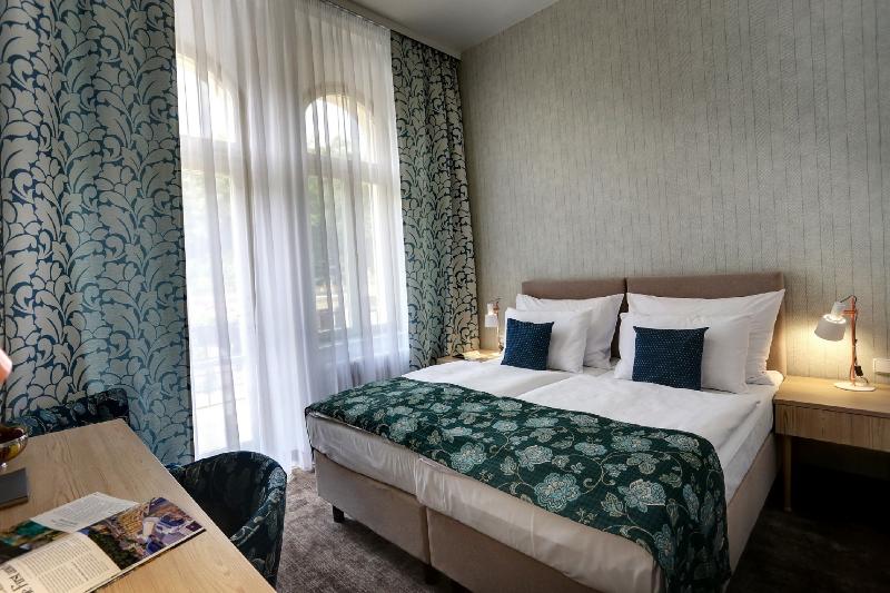 ASTORIA Hotel & Medical Spa - Oda