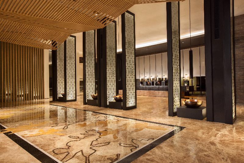Hotel Santika Premiere Bandara Palembang - Lobi