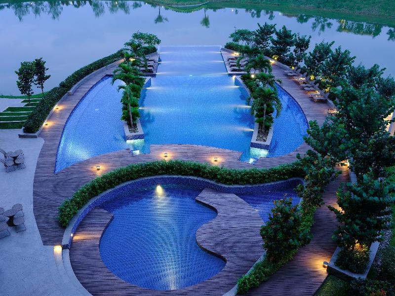 Hotel Santika Premiere Bandara Palembang - Havuz