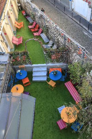 Le Village Montmartre fotoÄŸrafÄ±
