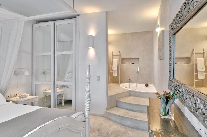Lilly Residence-All Sea View Suites | Adults Only - Oda