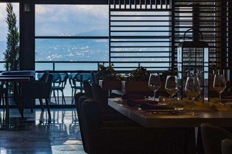 Royal Comfort Hotel - Bar