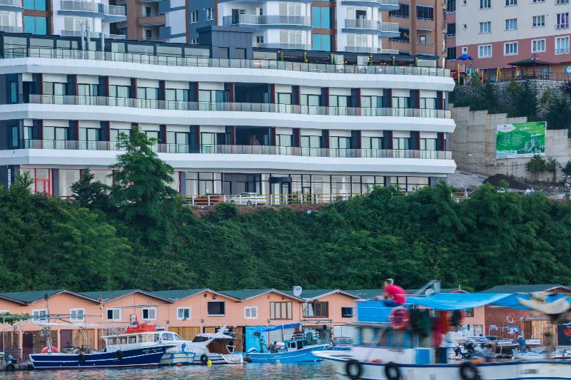 Royal Comfort Hotel - Genel