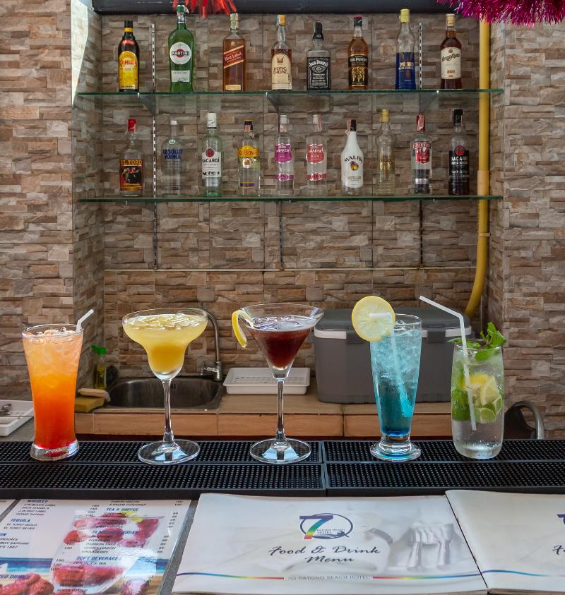 77 Bangla Hotel - Bar