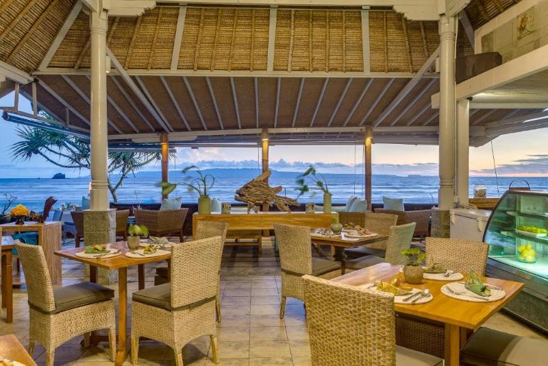 Alam Candi Dive Resort - Restoran