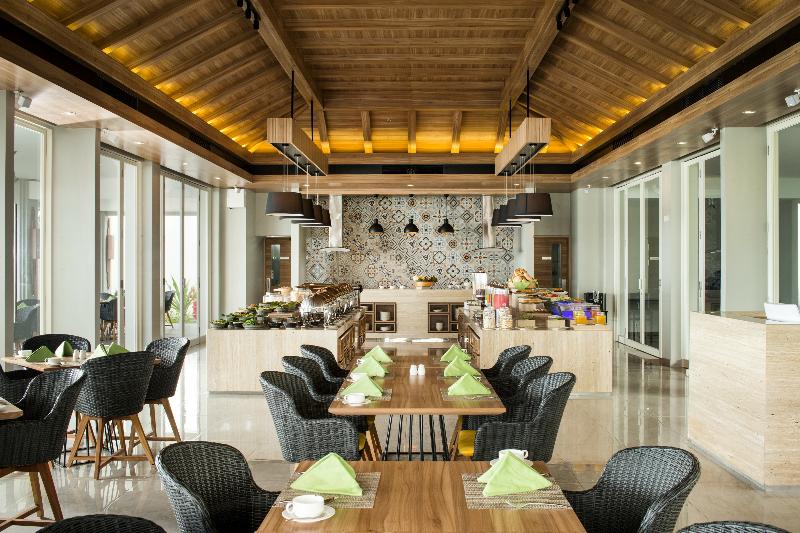 Hotel Santika Premiere Beach Resort Belitung - Restoran