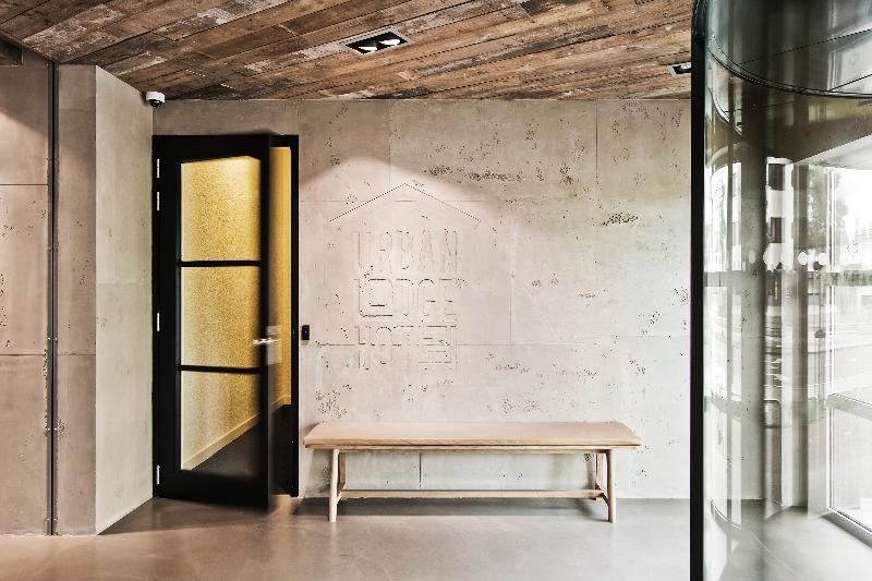 Urban Lodge Hotel - Lobi