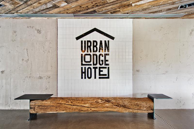 Urban Lodge Hotel - Lobi