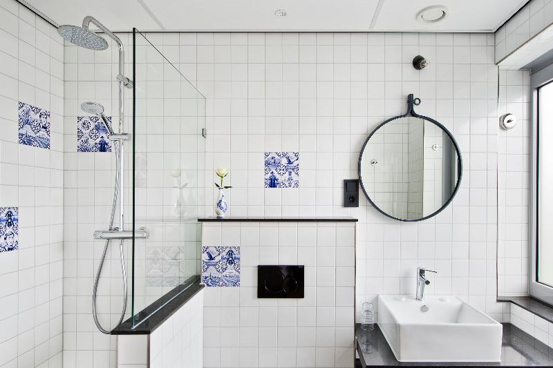 Urban Lodge Hotel - Oda