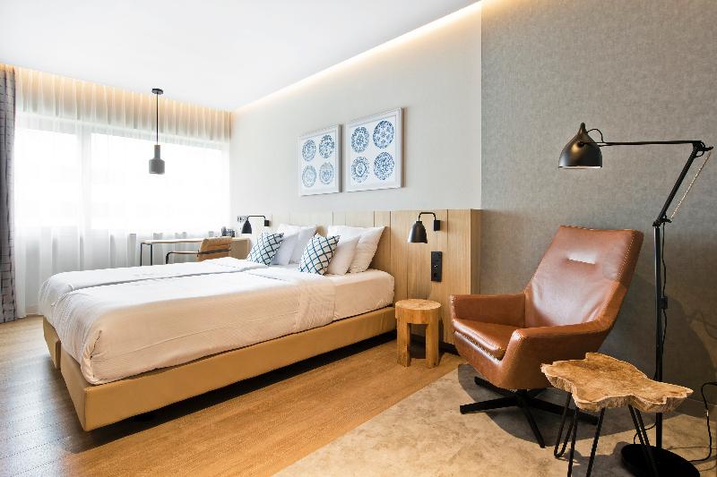Urban Lodge Hotel - Oda