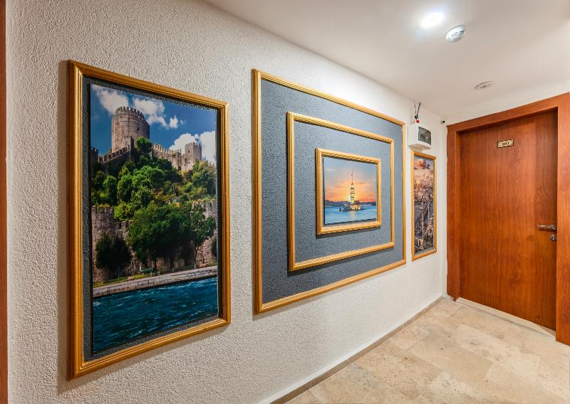 La Pazza Suites - Lobi