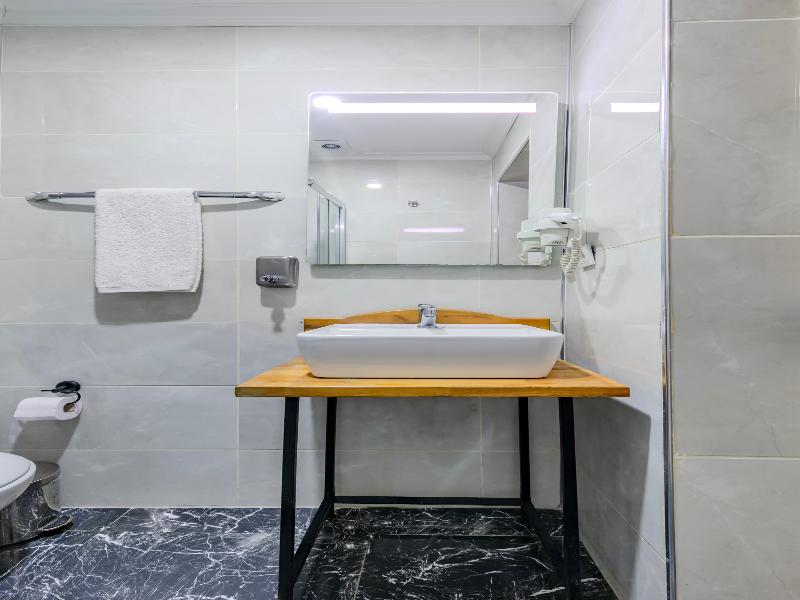 La Pazza Suites - Genel