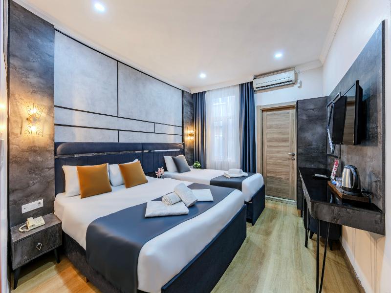La Pazza Suites - Genel