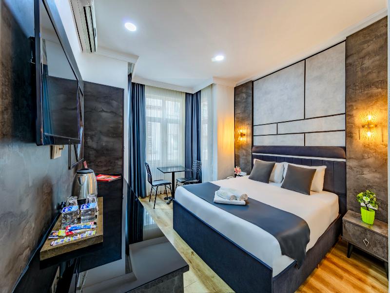 La Pazza Suites - Genel
