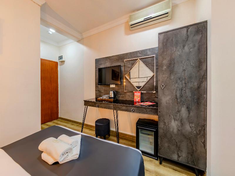 La Pazza Suites - Genel
