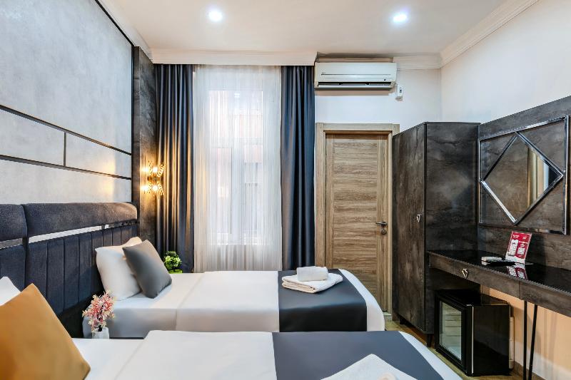 La Pazza Suites - Oda