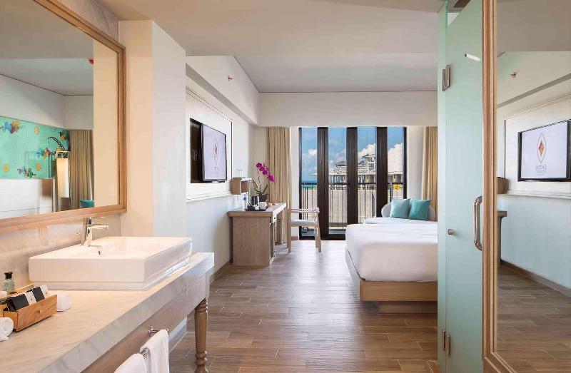 Eastin Ashta Resort Canggu - Oda