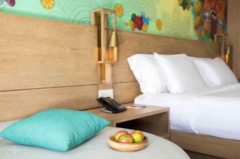 Eastin Ashta Resort Canggu - Oda