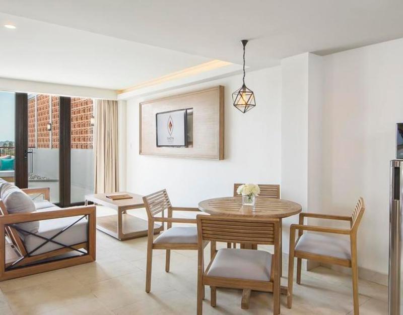 Eastin Ashta Resort Canggu - Oda