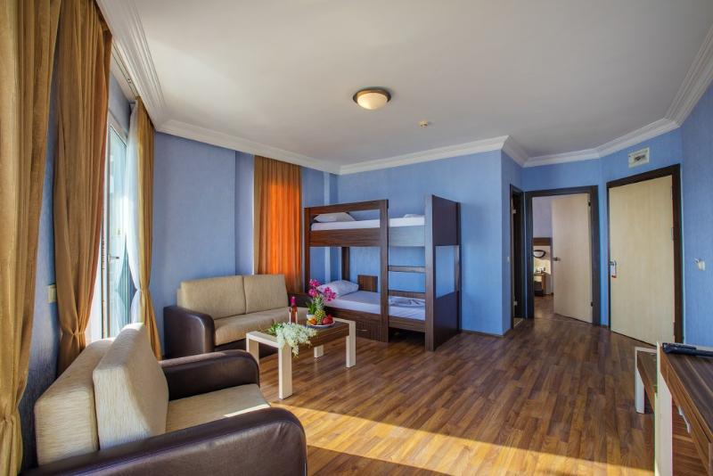 Hawaii Suit Beach Hotel - Oda