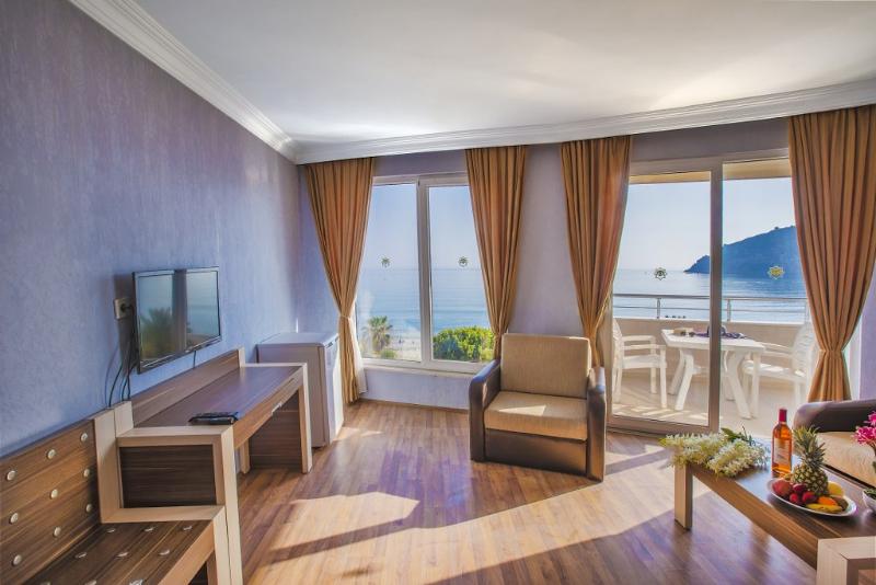 Hawaii Suit Beach Hotel - Oda
