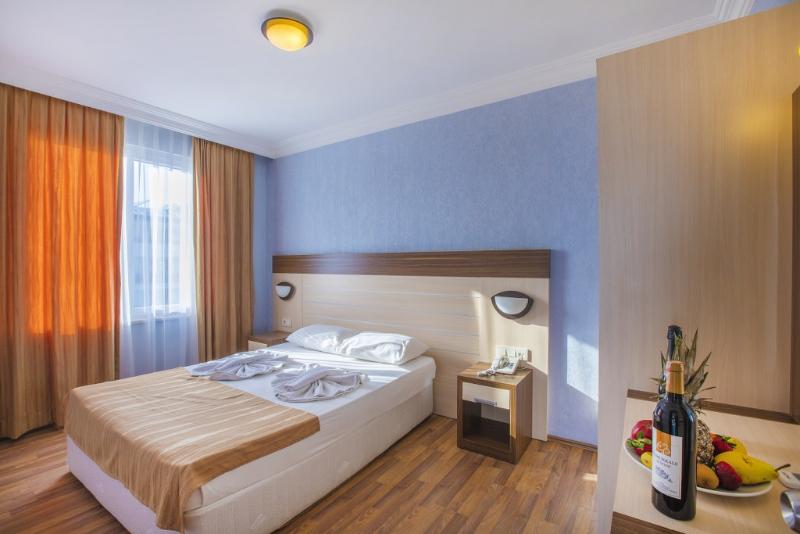 Hawaii Suit Beach Hotel - Oda