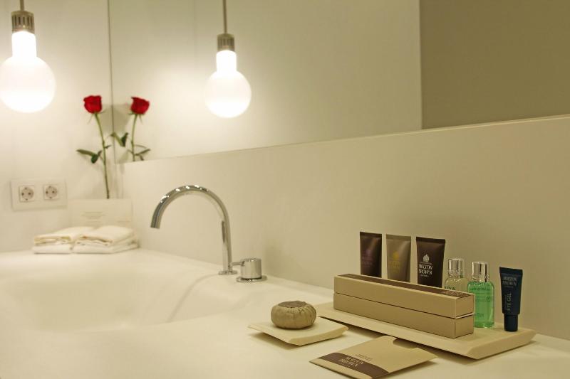 Hotel Mercer Sevilla - Oda
