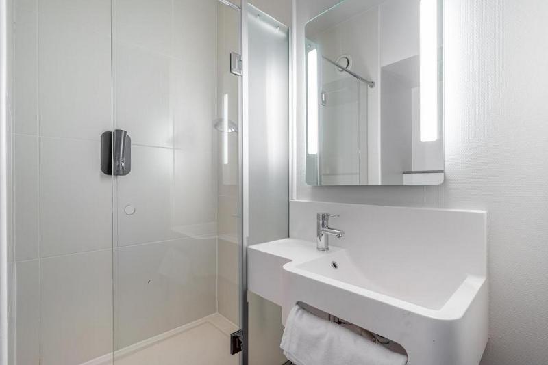 B&B HOTEL Marseille Euromed - Oda