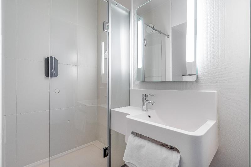 B&B HOTEL Marseille Euromed - Oda