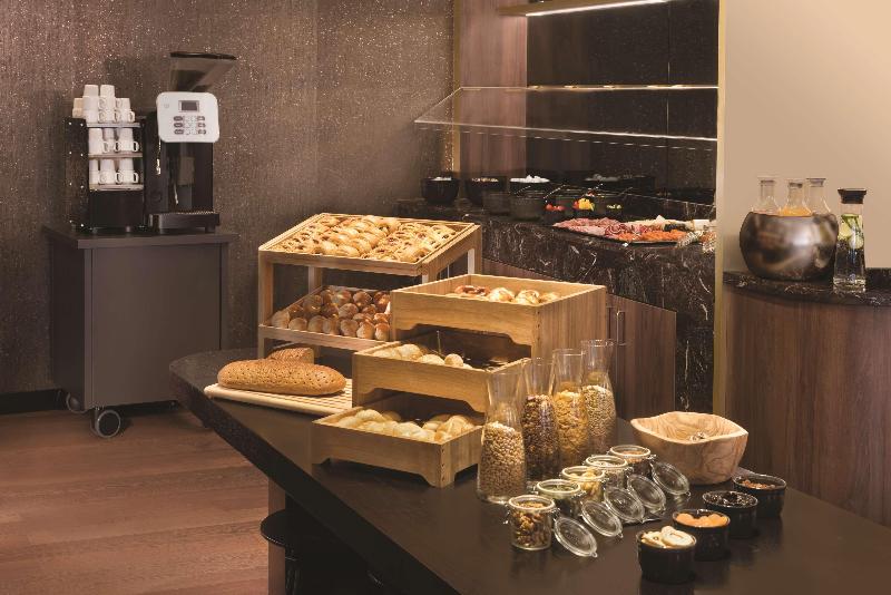 Adina Apartment Hotel Nuremberg - Restoran