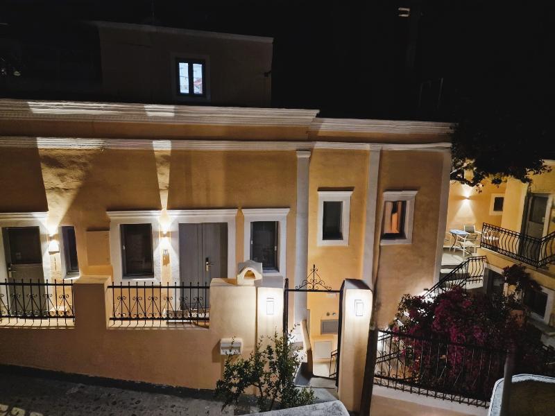 Kykladonisia Traditional Settlement - Genel