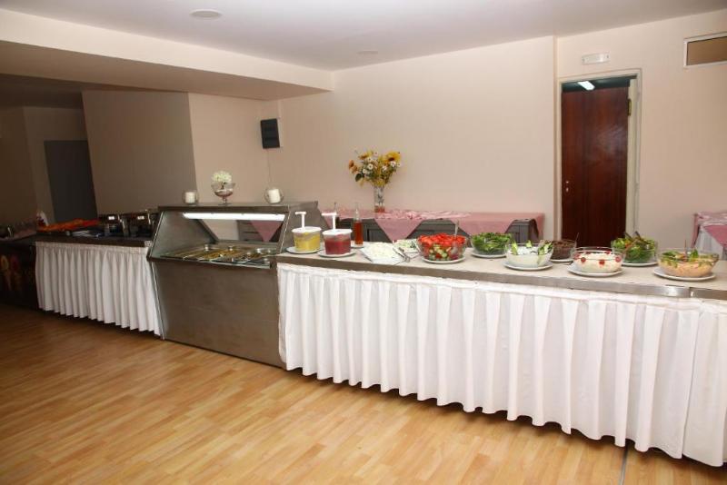 Triton Gardens Hotel - Genel