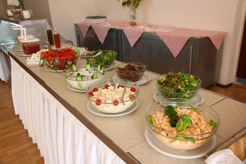 Triton Gardens Hotel - Genel