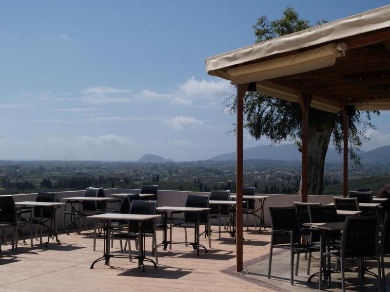 Zante View Studios - Bar