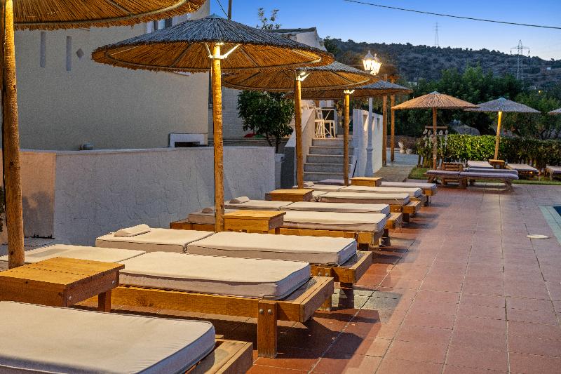 Nikos Apartments - Genel