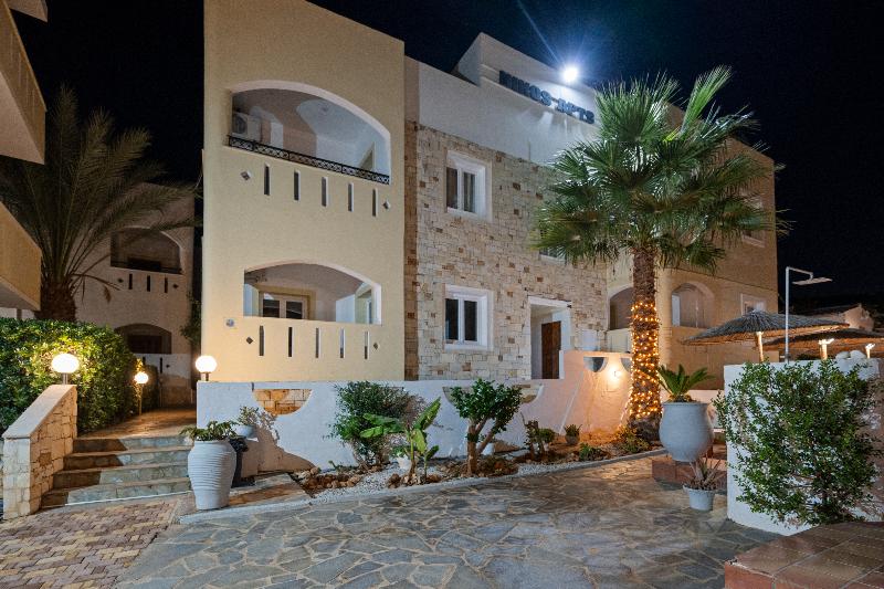 Nikos Apartments - Genel