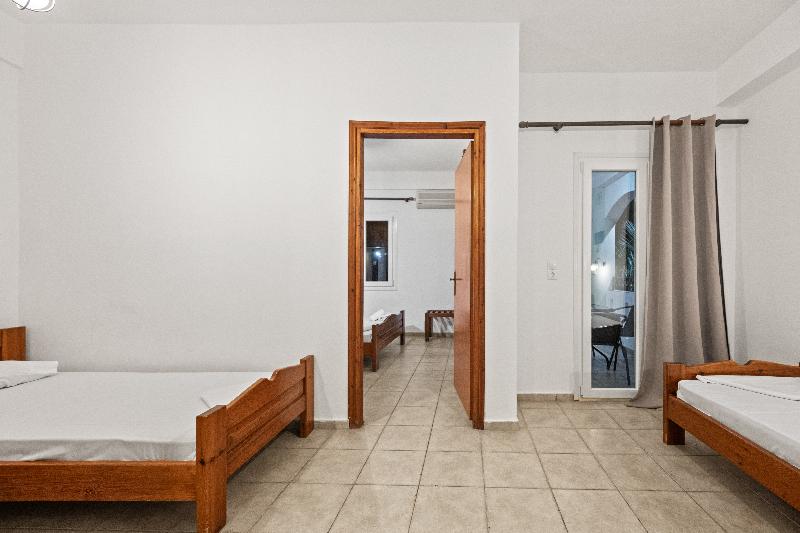Nikos Apartments - Oda