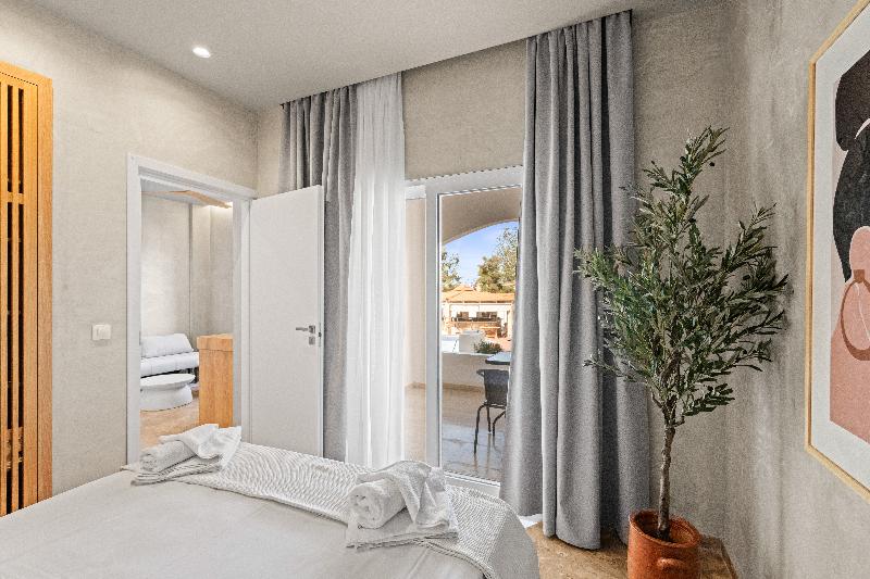 Nikos Apartments - Oda