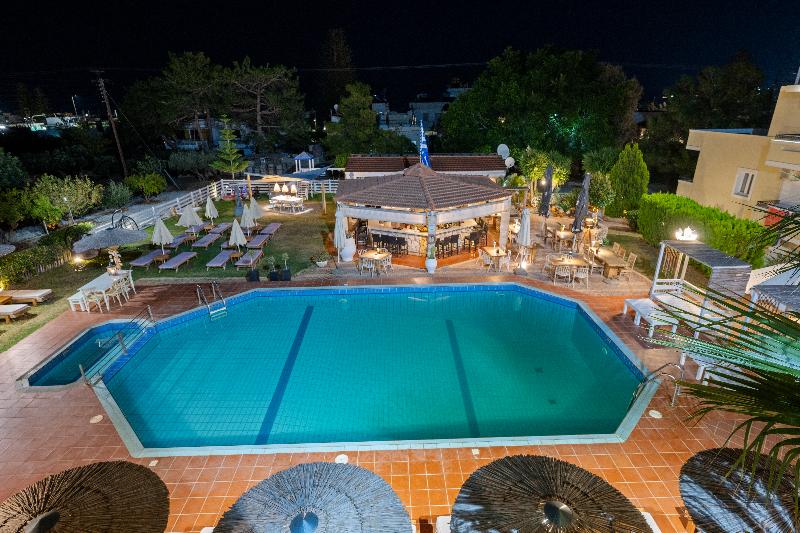 Nikos Apartments - Plaj